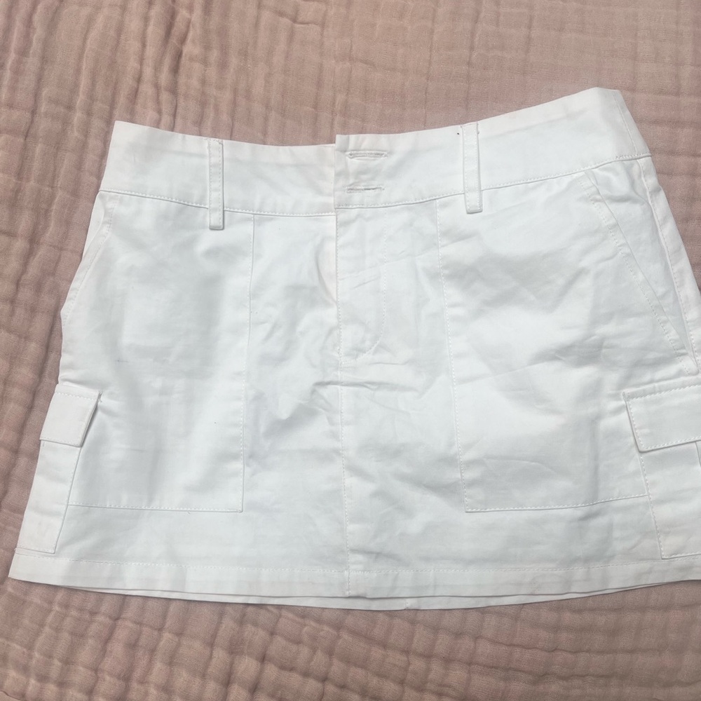 White Mini Skirt with Pockets